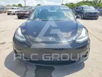 2020 Tesla Model 3 фото