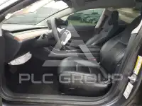 2020 Tesla Model 3 фото
