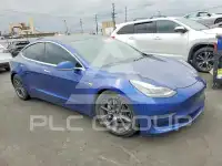 2020 Tesla Model 3 фото