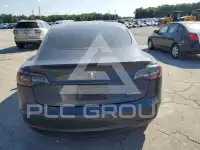 2020 Tesla Model 3 фото