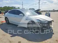 2020 Tesla Model 3 фото