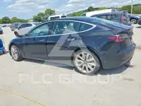 2020 Tesla Model 3 фото