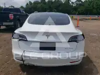 2020 Tesla Model 3 фото