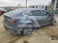 2020 Tesla Model 3 фото
