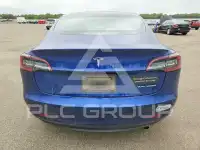 2020 Tesla Model 3 фото