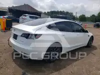 2020 Tesla Model 3 фото