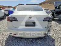 2020 Tesla Model 3 фото