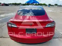 2020 Tesla Model 3 фото
