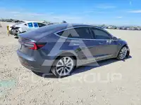 2020 Tesla Model 3 photo