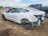 2020 Tesla Model 3 фото