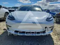 2020 Tesla Model 3 фото