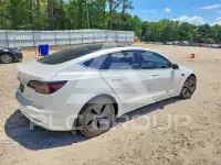 2020 Tesla Model 3 фото