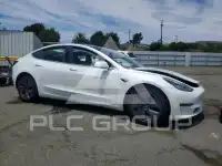 2020 Tesla Model 3 фото