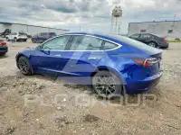 2020 Tesla Model 3 фото