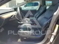 2020 Tesla Model 3 фото