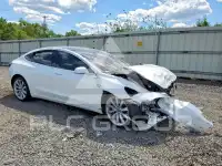 2020 Tesla Model 3 фото