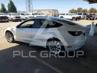 2020 Tesla Model 3 фото