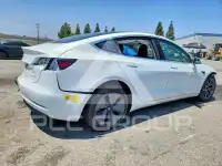 2020 Tesla Model 3 фото