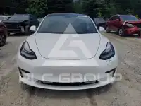 2020 Tesla Model 3 фото