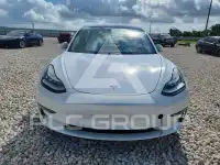 2020 Tesla Model 3 photo