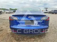 2020 Tesla Model 3 фото