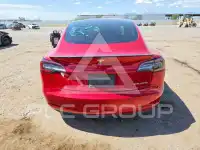2020 Tesla Model 3 фото