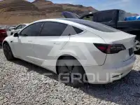 2020 Tesla Model 3 фото