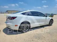 2020 Tesla Model 3 фото