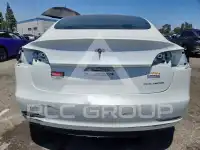 2020 Tesla Model 3 фото