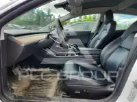 2020 Tesla Model 3 фото