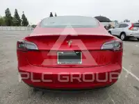 2020 Tesla Model 3 фото