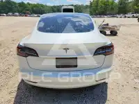 2020 Tesla Model 3 фото