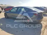 2020 Tesla Model 3 фото