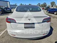 2020 Tesla Model 3 photo