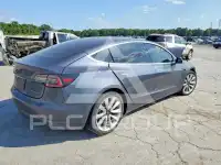 2020 Tesla Model 3 фото