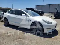 2020 Tesla Model 3 photo