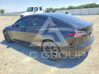 2020 Tesla Model 3 фото
