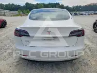 2020 Tesla Model 3 фото