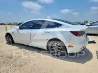 2020 Tesla Model 3 фото