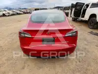 2020 Tesla Model 3 фото
