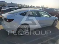 2020 Tesla Model 3 photo