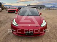 2020 Tesla Model 3 фото