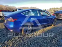2020 Tesla Model 3 фото