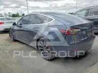 2020 Tesla Model 3 фото