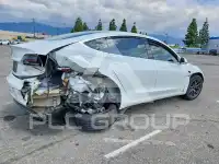 2020 Tesla Model 3 фото