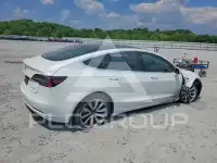 2020 Tesla Model 3 photo