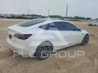 2020 Tesla Model 3 фото