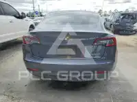 2020 Tesla Model 3 фото