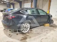 2020 Tesla Model 3 фото