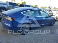 2020 Tesla Model 3 фото